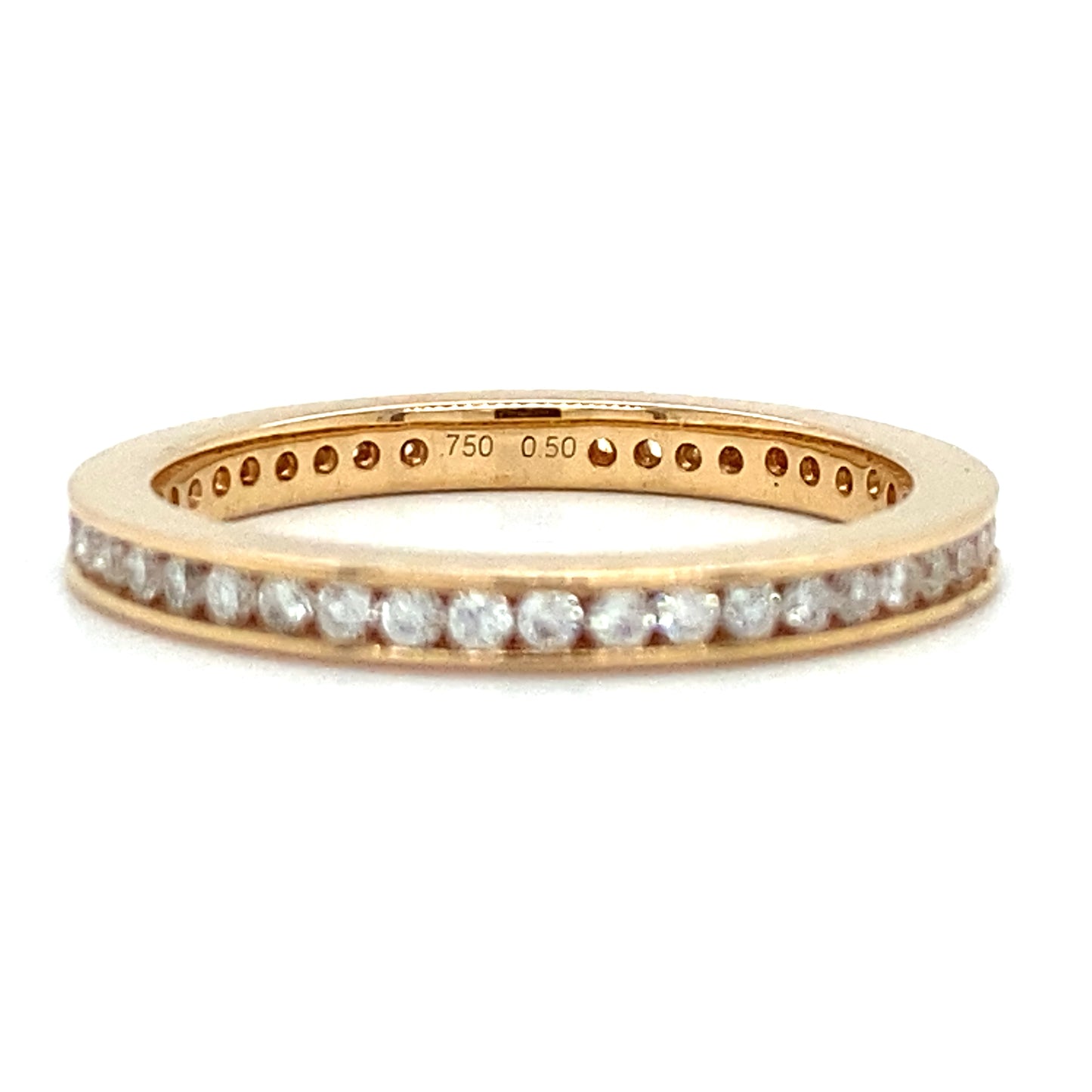 18 karaat rosé gouden alliance rijring van 3 gram en 2.3 mm breed. Bezet met 45 briljant geslepen diamanten met een totaalgewicht van 0.50 crt kleur Top Wesselton kwaliteit SI Model R 7236