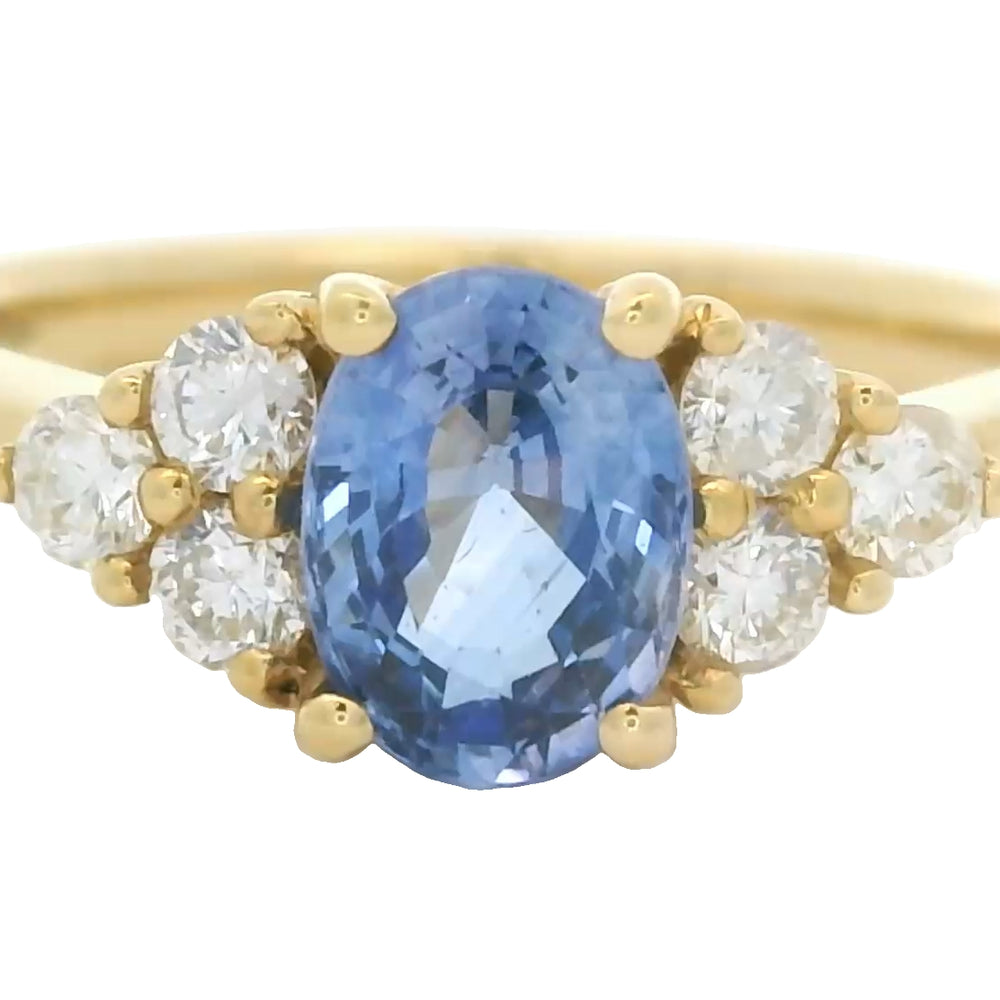
                      
                        Geel gouden fantasie trilogie ring Blue Elegance R 10228
                      
                    