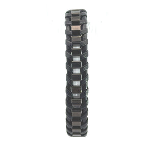 Brede herenarmband van zwart stainless steel en zwart leer. Lengte: 20.5 cm Breedte: 1.3 cm Dikte: 1 cm