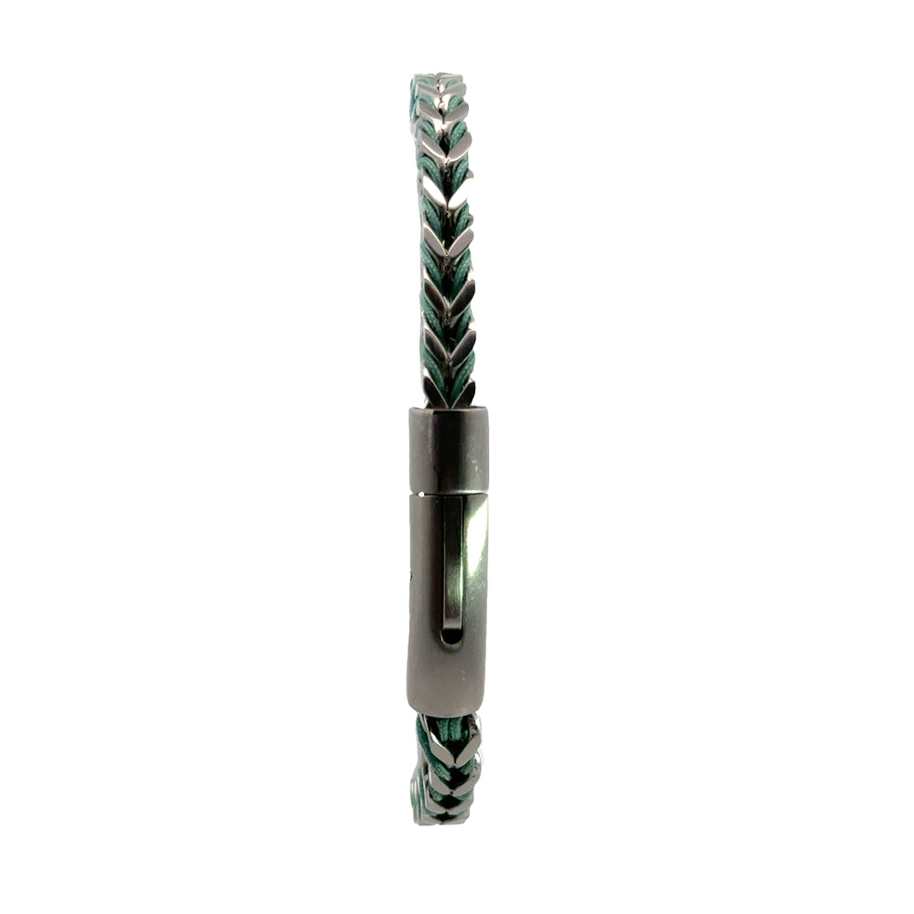 
                      
                        Herenarmband van stainless steel en zeegroen koord. Lengte: 20 cm Breedte: 1 cm Dikte: 1 cm
                      
                    