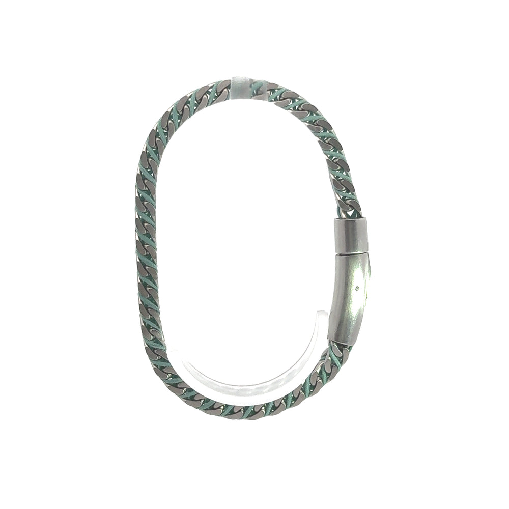 
                      
                        Herenarmband van stainless steel en zeegroen koord. Lengte: 20 cm Breedte: 1 cm Dikte: 1 cm
                      
                    
