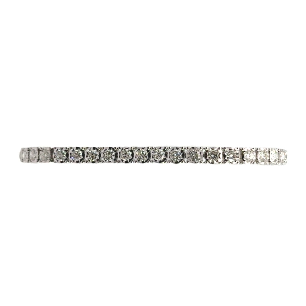 Tennisarmband vna 18 karaat wit goud bezet met 43 briljant geslepen diamanten met een totaalgewicht van 3.42 crt. Kleur: G Kwaliteit: VS2 Lengte: 18 cm Breedte: 0.4 cm Dikte: 0.3 cm Model: A 705