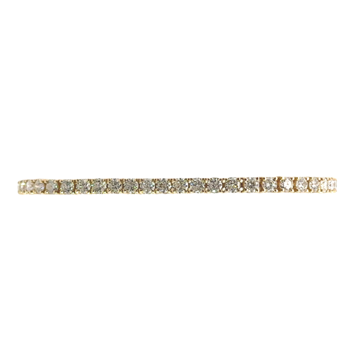 14 karaat geel gouden tennisarmband van 10 gram. Bezet met 52 briljant geslepen diamanten met een totaalgewicht van 7.04 crt. Kleur: G Kwaliteit: SI1 Lengte: 19 cm Breedte: 4 mm Dikte: 3 mm