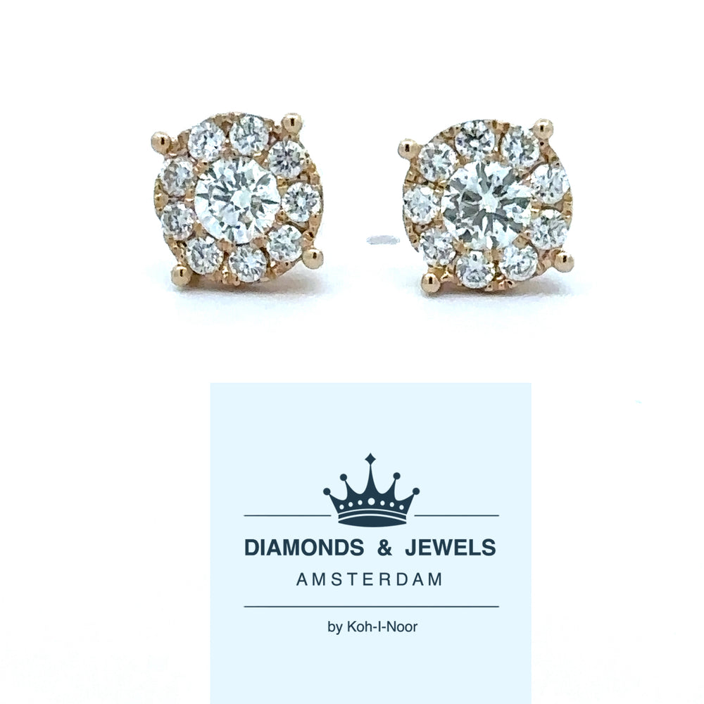 14 karaat geel gouden oorbellen bezet met 2 briljant geslepen diamanten met een totaalgewicht van 0.48 crt en 18 briljant geslepen diamanten met een totaalgewicht van 0.41 crt Kleur: Top Wesselton Kwaliteit: VS2 Ø:9.5 mm