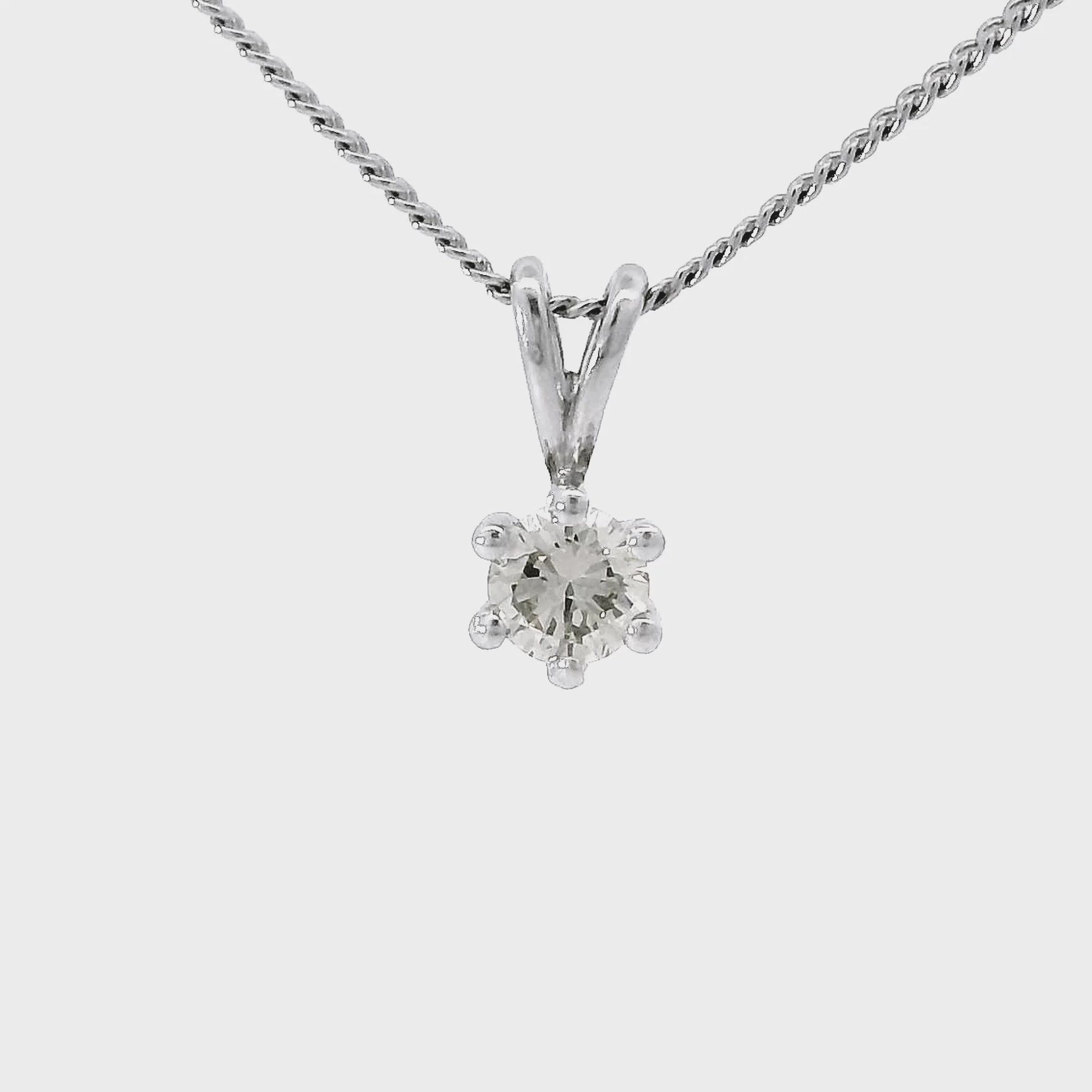 14 karaat wit gouden 6-poot solitair hanger. Bezet met 1 briljant geslepen diamant van 0.28 crt. Kleur: I Zuiverheid: VVS2 Hanger: 10x5mm.