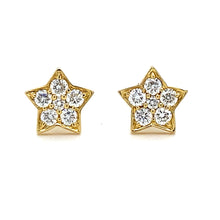 Afbeelding in Gallery-weergave laden, 18krt geelgouden oorknoppen in de vorm van een ster bezet met 12 briljant geslepen diamanten met een totaalgewicht van 0.39crt kleur top wesselton kwaliteit vs 8mm model o3810 €810
