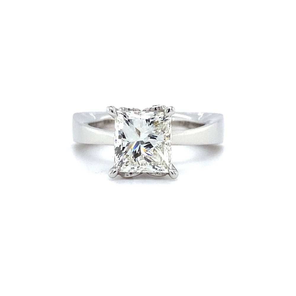 
                      
                        Load and play video in Gallery viewer, White gold solitaire ring Princess R 8266
                      
                    