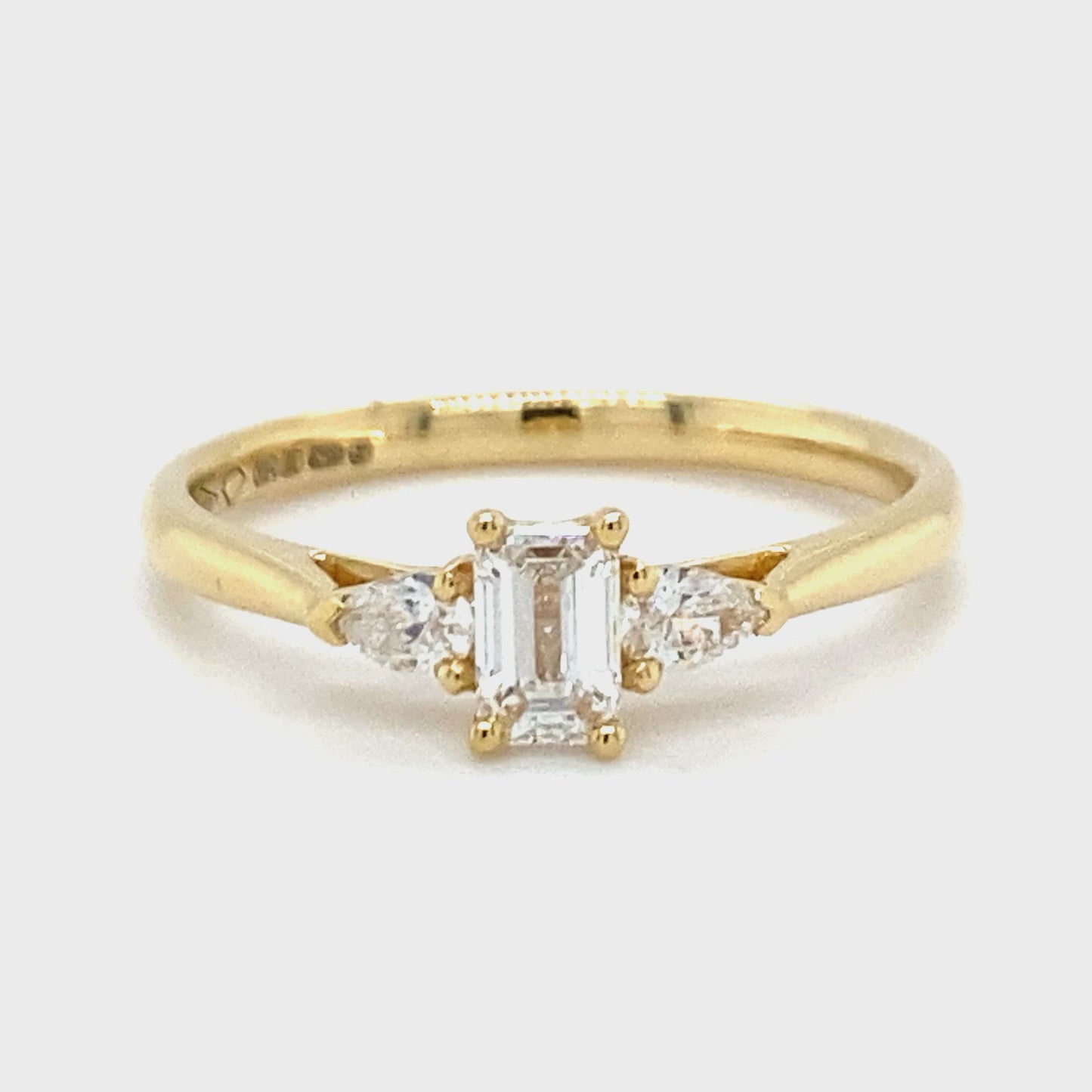 Geel gouden trilogie ring Baguette R 9726