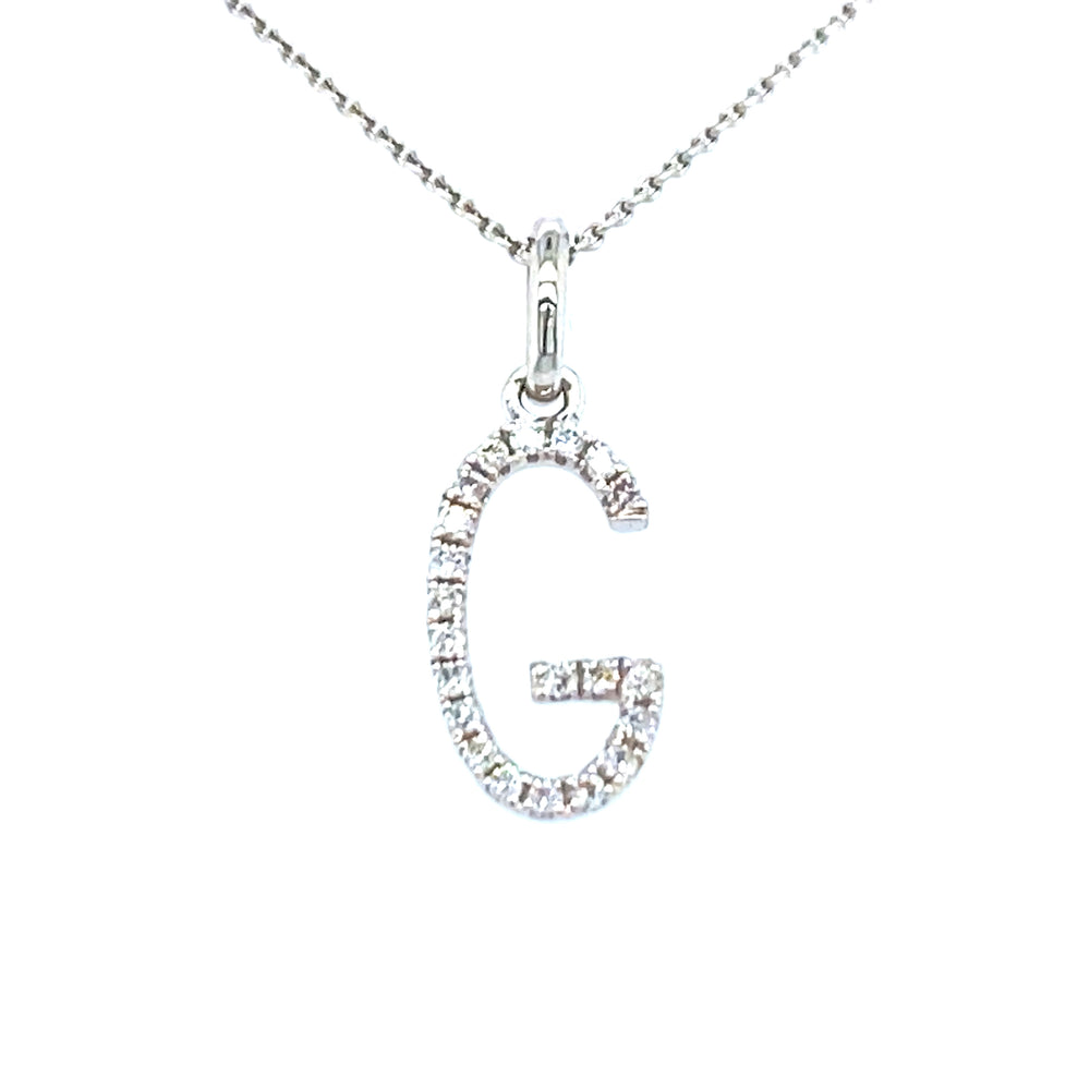 18 karaats witgouden letter G hanger van 0.36 gram. Bezet met 21 briljant geslepen diamanten met een totaalgewicht van 0.06 crt kleur g kwaliteit si Hanger 14 x 6 mm Model H 2176