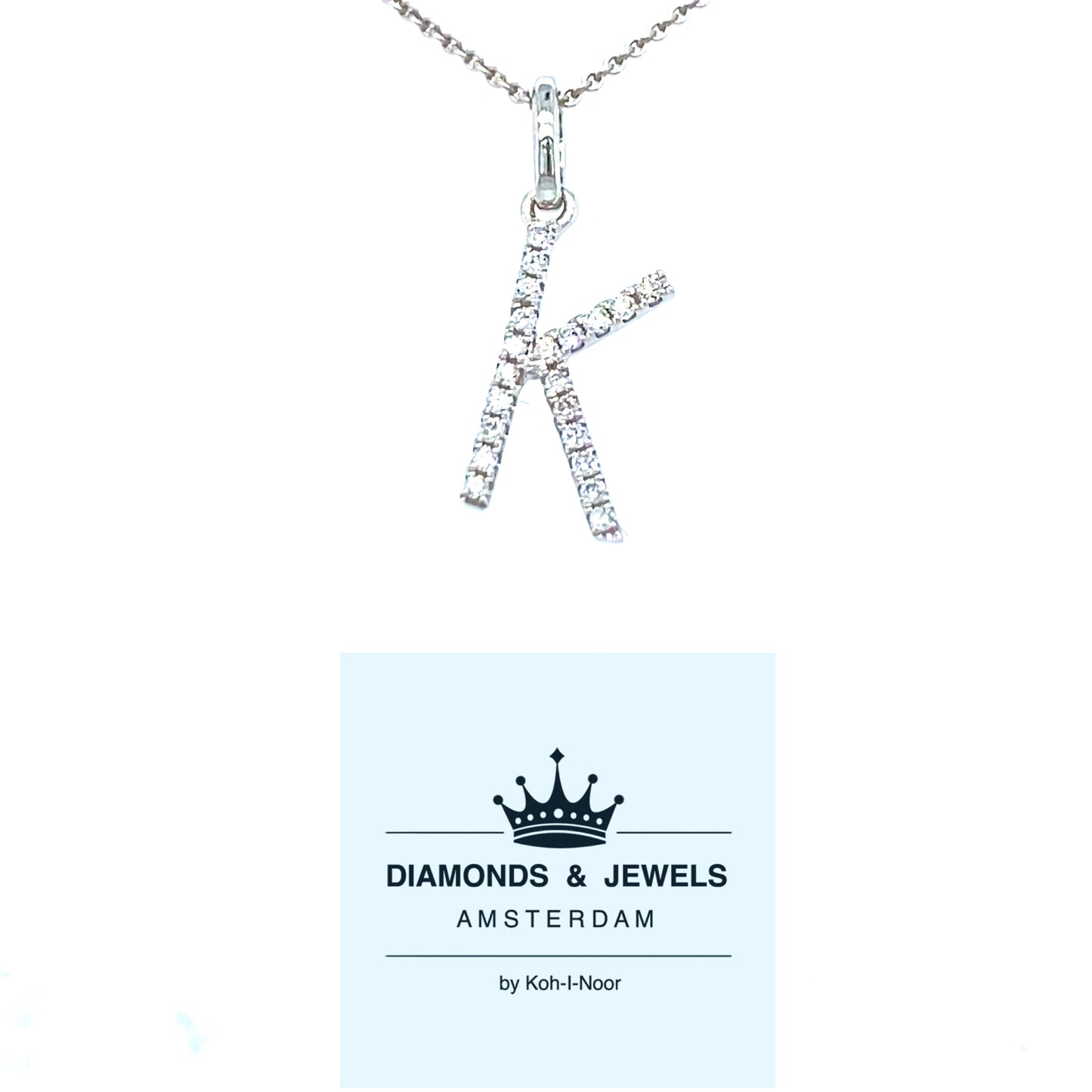 18 krt witgouden letter K hanger van 0.4 gram. Bezet met 21 briljant geslepen diamanten met een totaalgewicht van 0.06 crt kleur G kwaliteit SI Hanger: 16 x 6 mm Model H 2180