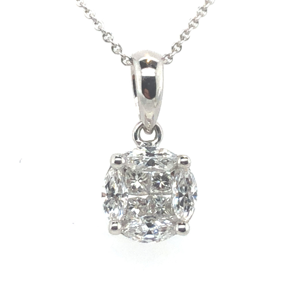 18 karaat witgouden hanger van 0.6 gram en 13 x 7 mm breed. Bezet met 4 prinses geslepen diamanten met een totaalgewicht van 0.11 crt en 4 marquise geslepen diamanten met een totaalgewicht van 0.21 crt Kleur: Top Wesselton Kwaliteit: VS Zetting: Ø 6 mm Model: H 2213