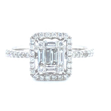 Laden Sie das Bild in den Galerie-Viewer, 18 karaat wit gouden halo rij ring van 2.91 gram en 1 tot 2 mm breed. Bezet met 6 baguette geslepen diamanten met een totaalgewicht van 0.16 crt en 44 briljant geslepen diamanten met een totaalgewicht van 0.25 crt Kleur: Top Wesselton Kwaliteit: VS1 Zetting: 10 x 9 mm Model: R 10017
