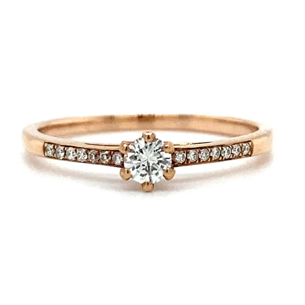 Roségouden solitair rijring bezet met 0.21crt aan briljant geslepen diamanten model R 8748 €765