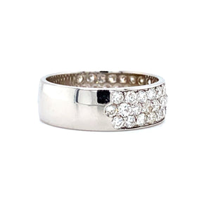 14krt witgouden pavé ring met drie rijen bezet met 52 briljant geslepen diamanten kleur wesslton kwaliteit vs2/si maat 16.25/51 6mm breed model r9392 €3225
