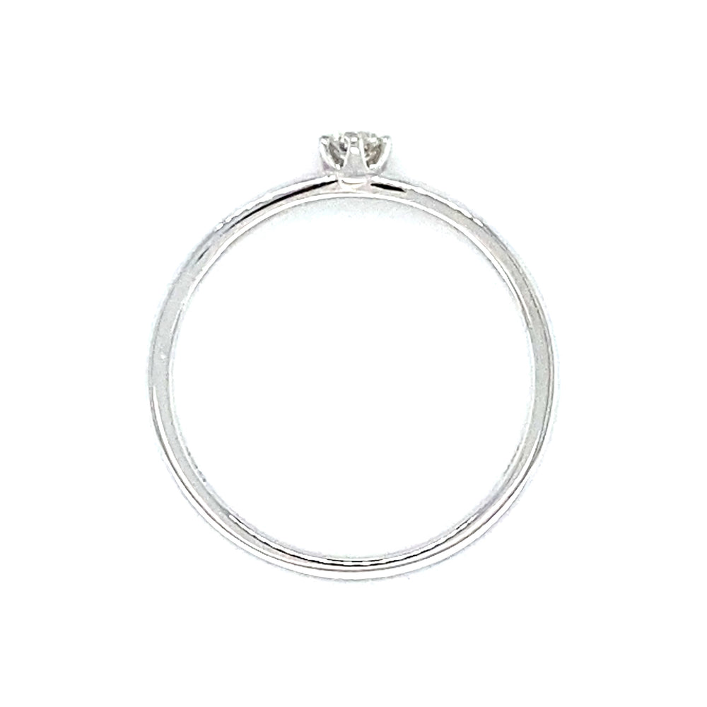 
                      
                        18 karaat witgouden solitair ring met 1 briljant geslepen diamant van 0.05 crt kleur top wesselton kwaliteit si model r9468 €400  Alt-tekst bewerken
                      
                    